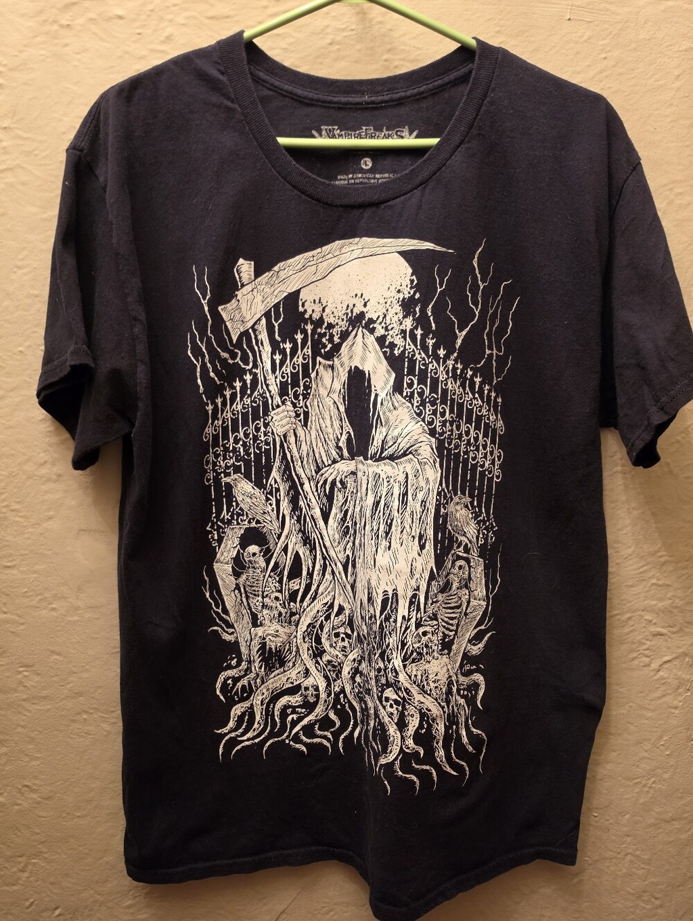 Vampire Freaks Grim Reaper Goth Graphic Tee Black Large